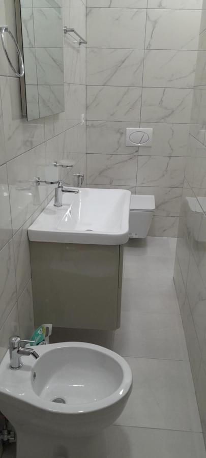 Luxury Dennis Home Sarande Luaran gambar