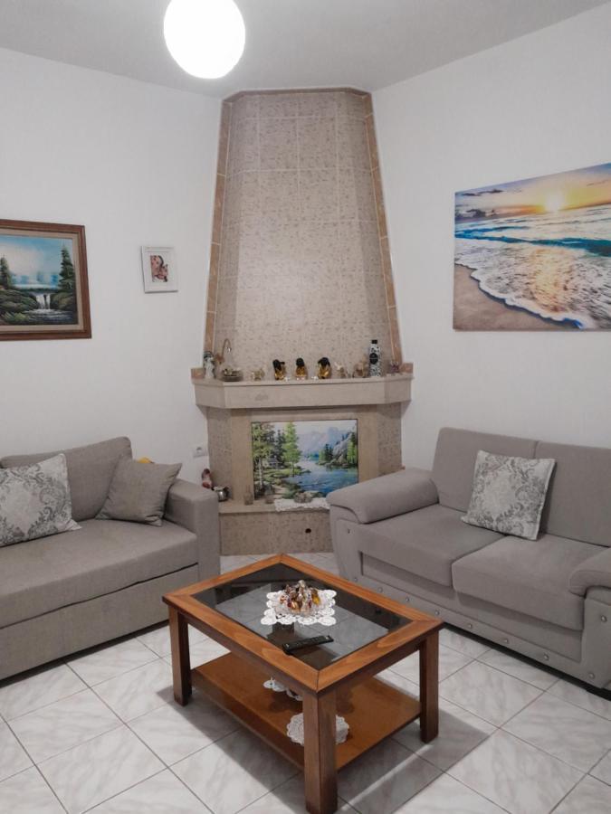 Luxury Dennis Home Sarande Luaran gambar