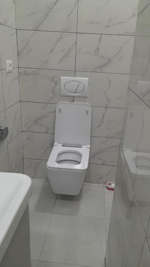 Luxury Dennis Home Sarande Luaran gambar