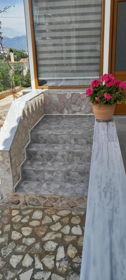Luxury Dennis Home Sarande Luaran gambar