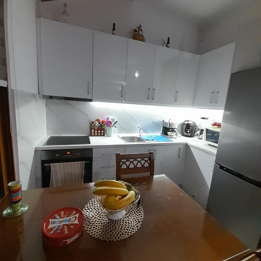 Luxury Dennis Home Sarande Luaran gambar