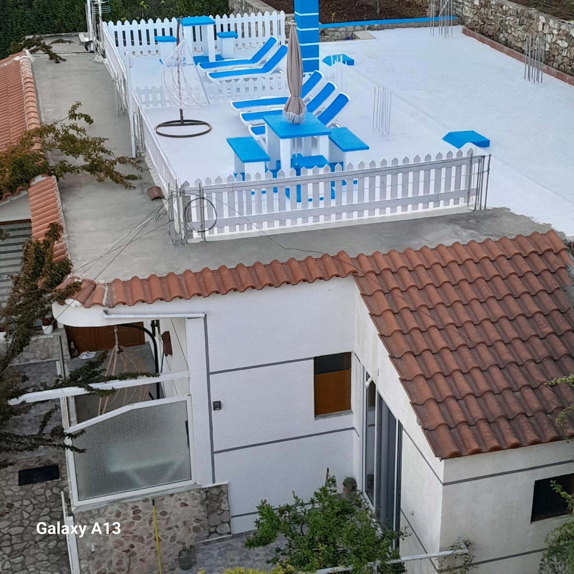 Luxury Dennis Home Sarande Luaran gambar